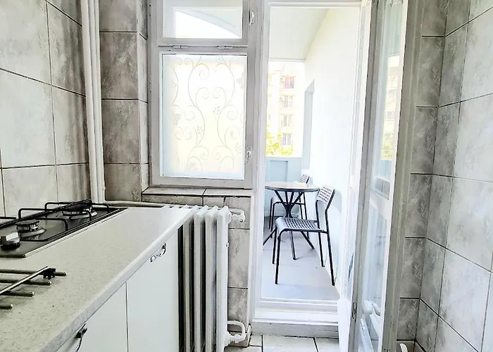 Unirii 70 * Bukurešť