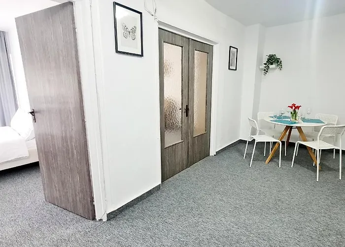 Hotel Unirii 70 *